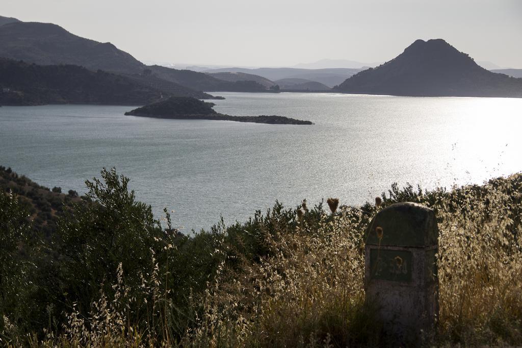 Centro De Ocio Alua Casa Rural Iznajar Lago De Andalucia Dış mekan fotoğraf
